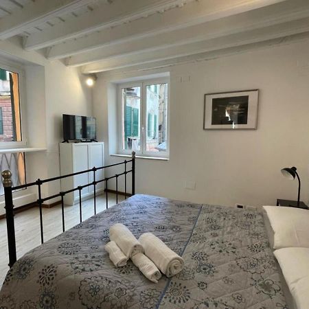 Travi E Grigio Studio Maddalena - Genovainrelax Apartment Ngoại thất bức ảnh